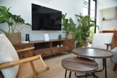 Coin salon et meuble TV