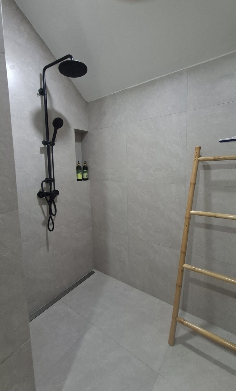 Salle de douche à l'italienne